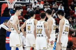 雷速体育电脑版官网下载-CBA夺冠热门队伍实力逐渐显露！