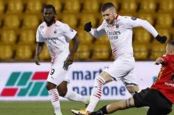 雷速体育比分直播-贝内文托主场失利，积分榜紧追保级区间的简单介绍