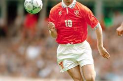 雷速体育app-荷兰大胜波兰，取得欧洲杯资格