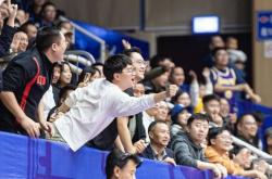 雷速体育-重庆男篮主场击败浙江队，获得关键胜利