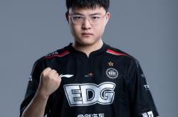 雷速体育下载-TSM险胜IG，Uzi单局斩获MVP全球总决赛3:0（东京）