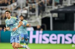 雷速体育比分直播-尤文图斯实现大胜，领先优势扩大