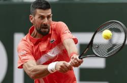 雷速体育比分官网直播-年终总决赛险胜拉沃尔杯，德约科维奇状态火热