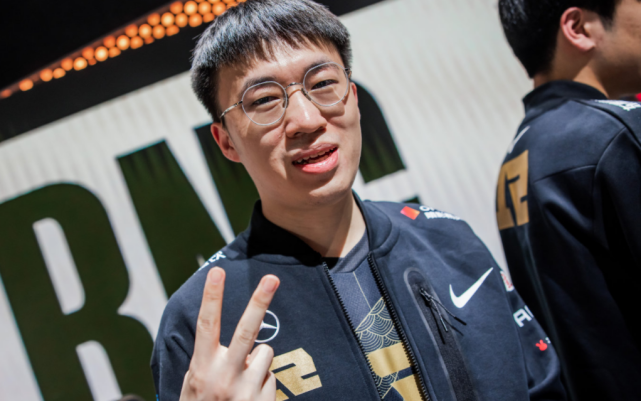 关于DK力克DFM,Zeus打出惊人五杀焦点之战全球总决赛,留下经典瞬间的信息 关于DK力克DFM,Zeus打出惊人五杀焦点之战全球总决赛,留下经典瞬间的信息